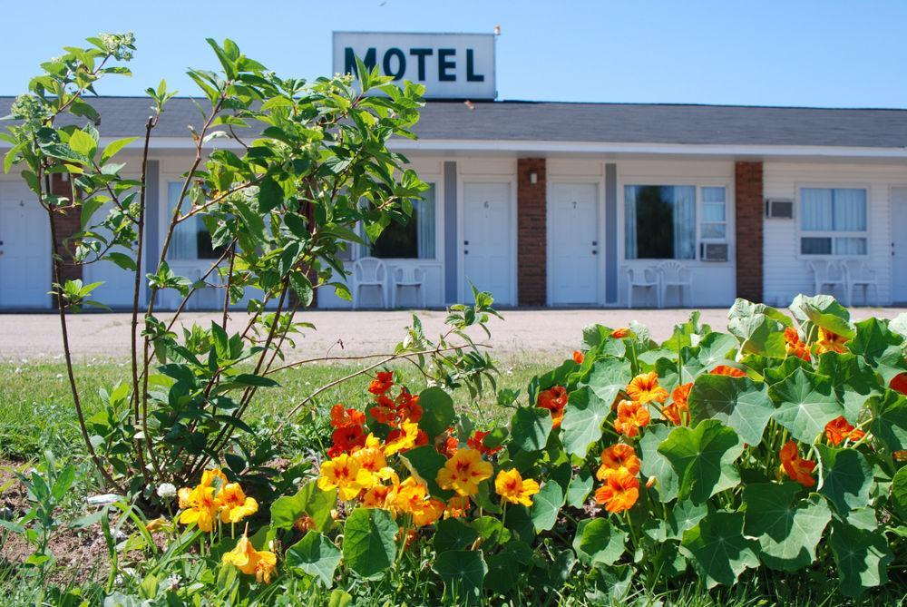 Tantramar Motel Sackville Exterior photo